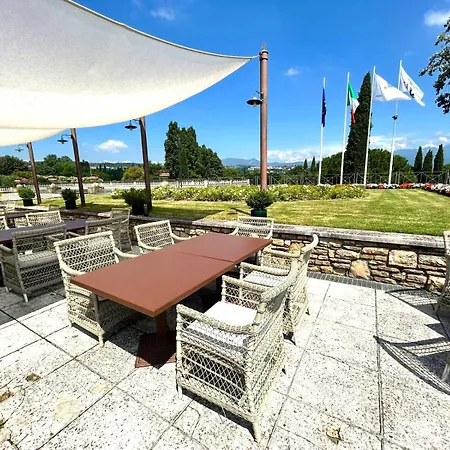 Garda Golf Trilocale Con Veranda E Piscina * 索亚诺·德尔·拉戈